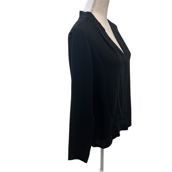 Aritzia Babaton Akira Power Blouse Long Sleeve V-neck Black Size Medium *Flawed* - Picture 3 of 13